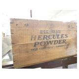 WOODEN HERCULES POWDER BOX