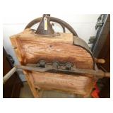 VIEW 3 OTHERSIDE CORN SHELLER