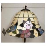 VIEW 2 CLOSEUP STAINED GLASS SHADE