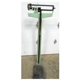 FLOOR MODEL HEALTH SCALES