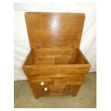 VIEW 2 CLOSEUP LIFT TOP