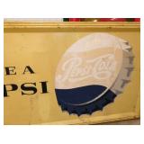 VIEW 2 CLOSEUP W/ CAP