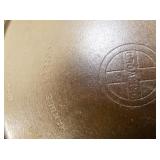 GRISWOLD CAST IRON