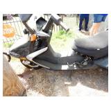 VIEW 6 HONDA HELIX SCOOTER