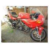 DUCATI SUPERSPORT 900