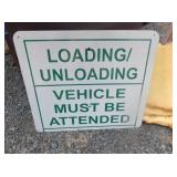 LOADING/UNLOADING SIGN