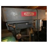 VIEW 2 CLOSEUP 1725 RPM MOTOR