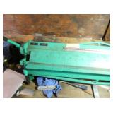 VIEW 2 BOX AND PAN BREAK BANKERT