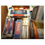 VIEW 2 CLOSEUP EVEREADY LAMPS