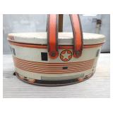 VIEW 2 CLOSEUP LUNCH PALE