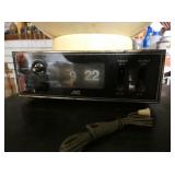 VIEW 3 CLOSEUP CLOCK