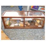COUNTER TOP DISPLAY CASE