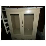 VIEW 2 CLOSEUP DOUBLE DOOR TOP