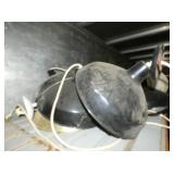 BLACK PORC. STATION LIGHTS