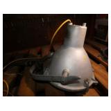 VIEW 4 LIGHT W/ BRACKET