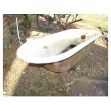 5FT. PORC. BATHTUB