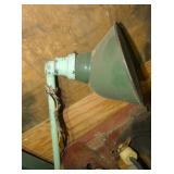 VIEW 2 CLOSEUP LIGHT