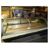 CURVED GLASS SHOWCASE