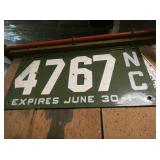 VIEW 2 CLOSEUP PORC. TAG