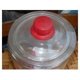 VIEW 2 CLOSEUP W/ LID