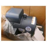 VIEW 2 CLOSEUP 5HP NEW IN BOX MOTOR