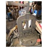 ERIE PIPE VICE #2E