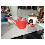 STATION CAN, OIL CANS