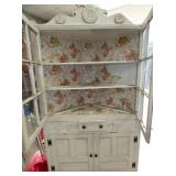 VIEW 4 INSIDE ORIG. SHELVES