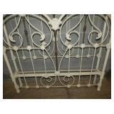 VIEW 3 ORIG. SOLID FOOTBOARD W/ RAILS