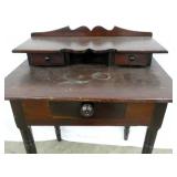 VIEW 2 CLOSEUP SCOLLEP SHELF