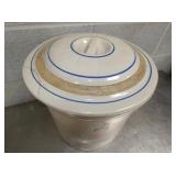 VIEW 3 CLOSEUP STONEWARE LID