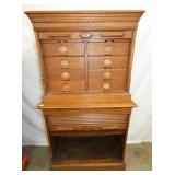 VIEW 4 OAK 2PC. W/ DOUBLE ROLL