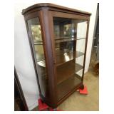 VIEW 2 CLOSEUP CURVED GLASS SIDES