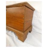 VIEW 3 RIGHTSIDE PINE TRUNK