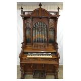 ORNATE OAK CHICAGO ORGAN