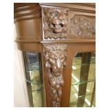 VIEW 5 CLOSEUP W/ DOUBLE LIONS