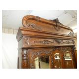 VIEW 4 CARVINGS,ROLL, BEVELED MIRRORS