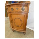 VIEW 8 CLOSEUP BASE OAK CORNER CHINA