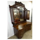 VIEW 7 W/ MIRROR DOOR HAT BOXES