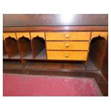 VIEW 6 INSIDE VIEW SHERIDAN DESK