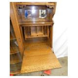 VIEW 4 INSIDE DROPDOWN DESK