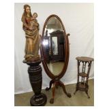 GROUP PICTURE NICE ORNATE ITEMS