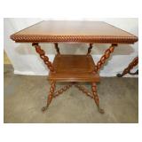 MAH. TWIST LEG CENTER TABLE