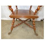 VIEW 2 CLOSEUP DETAILED TWIST