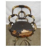 VIEW 2 CLOSEUP EARLY HORN CHAIR