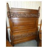 VIEW 2 MATCHING OAK HIGHBACK BED