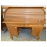 OAK C ROLL TOP DESK