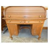 VIEW 2 OAK C ROLL TOP DESK