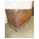 VIEW 2 CLOSEUP DOVETAIL BOX