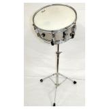 PEARL DRUM W/ STAND
